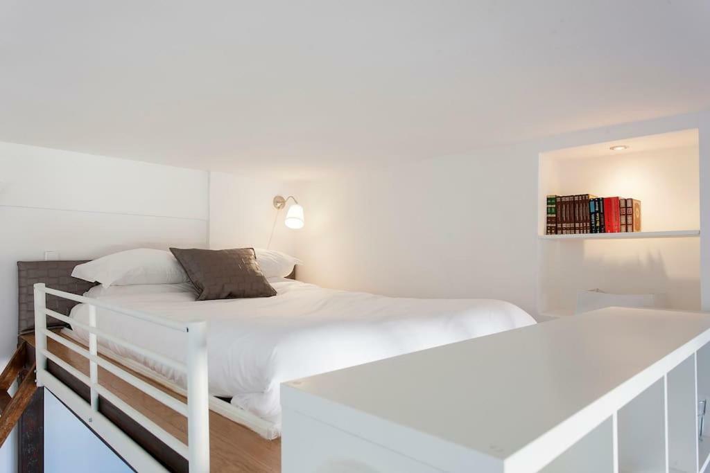 In Bed With Lisbon 5N Apartment Amadora Exterior photo